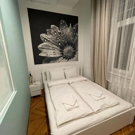 Flower Apartment Budapest Extérieur photo